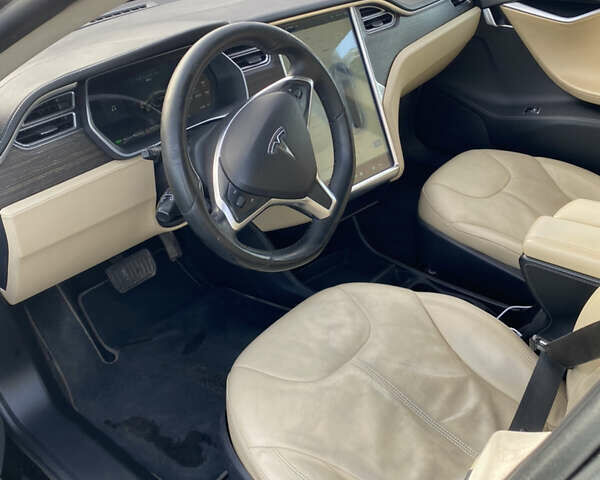 Коричневий Тесла Модель С, об'ємом двигуна 0 л та пробігом 242 тис. км за 14500 $, фото 30 на Automoto.ua