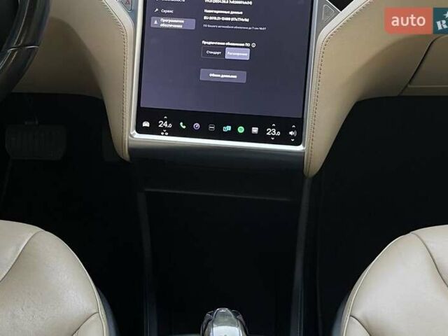 Коричневий Тесла Модель С, об'ємом двигуна 0 л та пробігом 160 тис. км за 15800 $, фото 8 на Automoto.ua