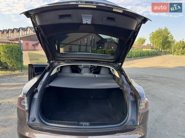 Коричневый Тесла Модель С, объемом двигателя 0 л и пробегом 132 тыс. км за 14500 $, фото 17 на Automoto.ua