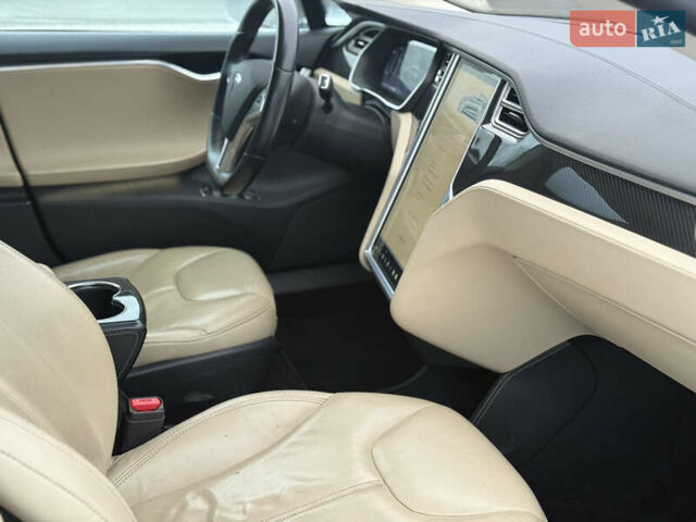 Коричневый Тесла Модель С, объемом двигателя 0 л и пробегом 220 тыс. км за 12200 $, фото 32 на Automoto.ua