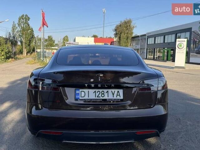 Коричневий Тесла Модель С, об'ємом двигуна 0 л та пробігом 160 тис. км за 15800 $, фото 3 на Automoto.ua
