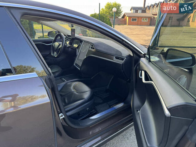 Коричневый Тесла Модель С, объемом двигателя 0 л и пробегом 132 тыс. км за 14500 $, фото 12 на Automoto.ua