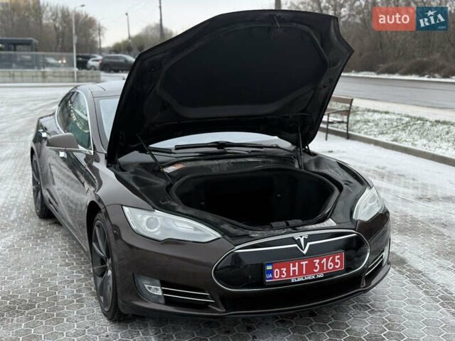 Коричневый Тесла Модель С, объемом двигателя 0 л и пробегом 220 тыс. км за 12200 $, фото 16 на Automoto.ua
