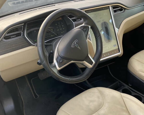 Коричневий Тесла Модель С, об'ємом двигуна 0 л та пробігом 242 тис. км за 14500 $, фото 31 на Automoto.ua