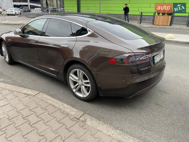 Коричневий Тесла Модель С, об'ємом двигуна 0 л та пробігом 119 тис. км за 14333 $, фото 3 на Automoto.ua