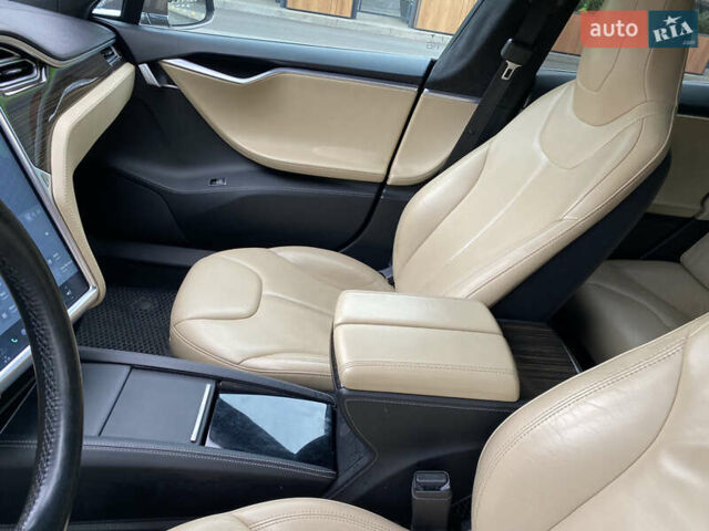 Коричневий Тесла Модель С, об'ємом двигуна 0 л та пробігом 119 тис. км за 14333 $, фото 12 на Automoto.ua