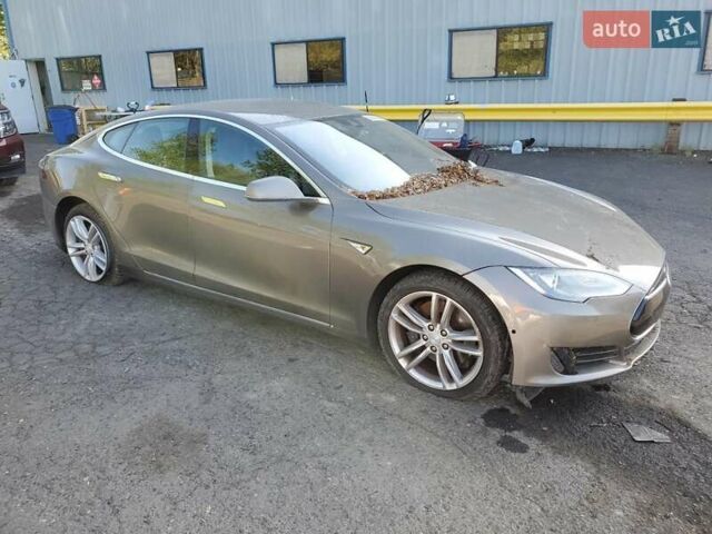 Коричневий Тесла Модель С, об'ємом двигуна 0 л та пробігом 159 тис. км за 9915 $, фото 4 на Automoto.ua