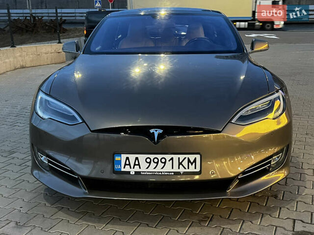 Коричневый Тесла Модель С, объемом двигателя 0 л и пробегом 99 тыс. км за 16500 $, фото 3 на Automoto.ua