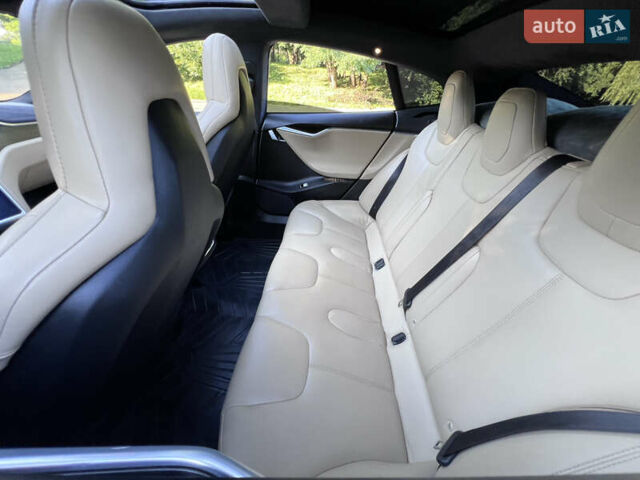 Коричневий Тесла Модель С, об'ємом двигуна 0 л та пробігом 191 тис. км за 17500 $, фото 11 на Automoto.ua