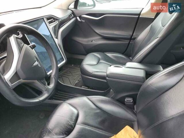 Коричневий Тесла Модель С, об'ємом двигуна 0 л та пробігом 159 тис. км за 9915 $, фото 29 на Automoto.ua
