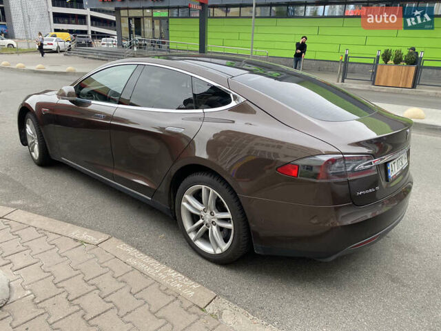 Коричневий Тесла Модель С, об'ємом двигуна 0 л та пробігом 119 тис. км за 14333 $, фото 5 на Automoto.ua