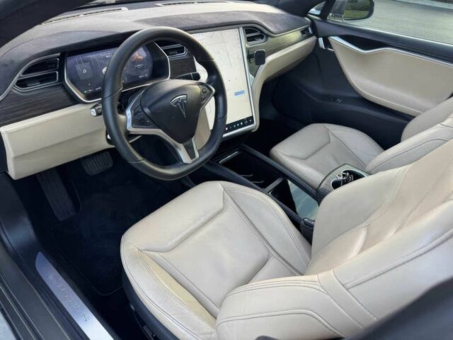 Тесла Модель С 2015 в Киеве на Automoto.ua Коричневый Тесла Модель С, объемом двигателя 0 л и пробегом 80 тыс. км за 5500 $, фото 6 на Automoto.ua