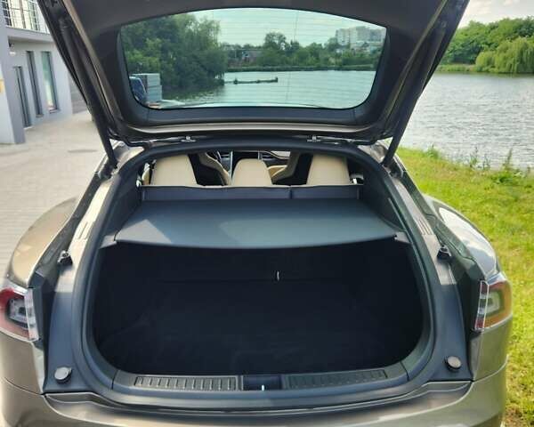 Коричневый Тесла Модель С, объемом двигателя 0 л и пробегом 98 тыс. км за 17500 $, фото 2 на Automoto.ua