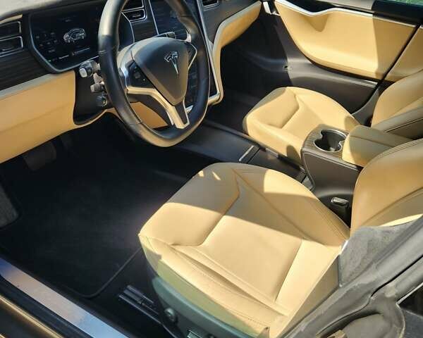 Коричневый Тесла Модель С, объемом двигателя 0 л и пробегом 98 тыс. км за 21500 $, фото 6 на Automoto.ua