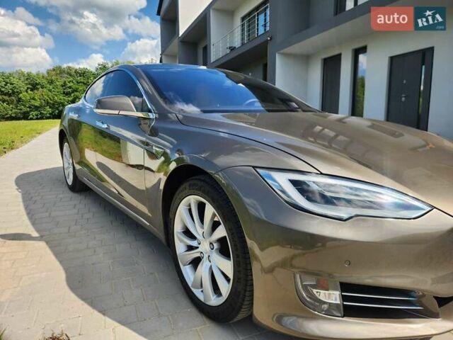 Коричневый Тесла Модель С, объемом двигателя 0 л и пробегом 98 тыс. км за 17500 $, фото 1 на Automoto.ua