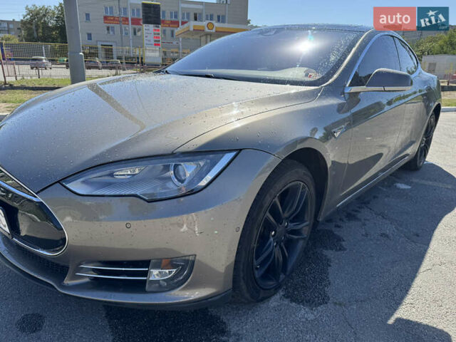 Тесла Модель С 2016 в Харькове на Automoto.ua Коричневый Тесла Модель С, объемом двигателя 0 л и пробегом 205 тыс. км за 16500 $, фото 4 на Automoto.ua