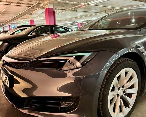 Коричневий Тесла Модель С, об'ємом двигуна 0 л та пробігом 10 тис. км за 42000 $, фото 4 на Automoto.ua