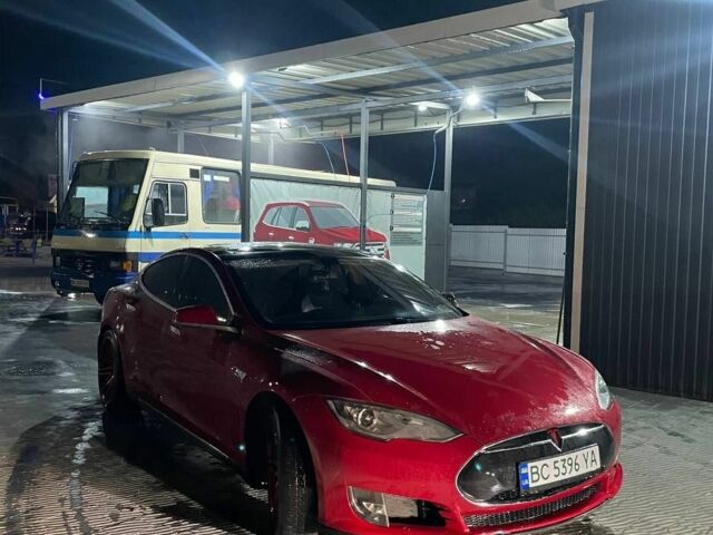Червоний Тесла Модель С, об'ємом двигуна 0 л та пробігом 185 тис. км за 10527 $, фото 1 на Automoto.ua