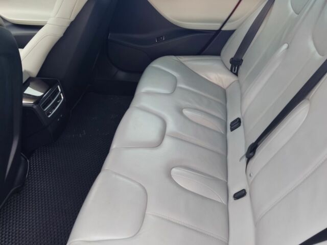 Красный Тесла Модель С, объемом двигателя 0 л и пробегом 191 тыс. км за 13000 $, фото 16 на Automoto.ua