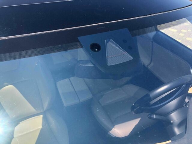 Червоний Тесла Модель С, об'ємом двигуна 0 л та пробігом 132 тис. км за 14999 $, фото 21 на Automoto.ua