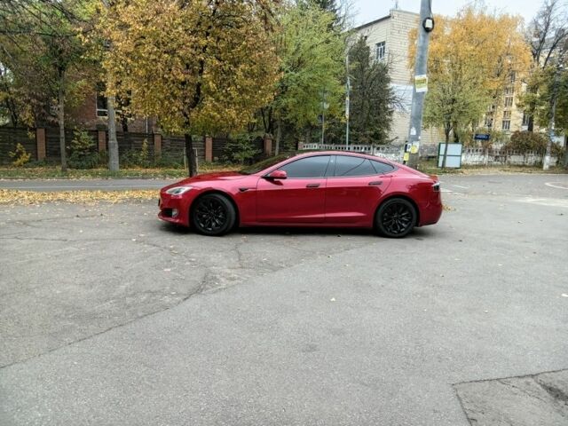 Червоний Тесла Модель С, об'ємом двигуна 0 л та пробігом 160 тис. км за 16200 $, фото 4 на Automoto.ua