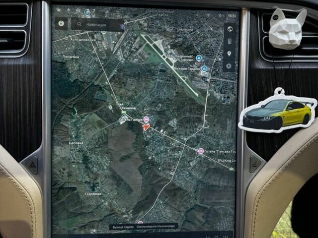 Красный Тесла Модель С, объемом двигателя 0 л и пробегом 306 тыс. км за 11000 $, фото 4 на Automoto.ua