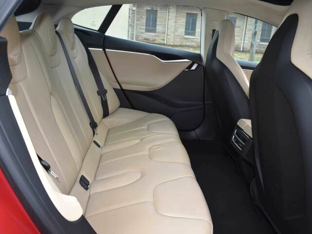 Червоний Тесла Модель С, об'ємом двигуна 0 л та пробігом 87 тис. км за 3700 $, фото 10 на Automoto.ua