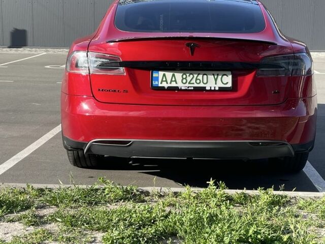 Красный Тесла Модель С, объемом двигателя 0 л и пробегом 240 тыс. км за 11500 $, фото 9 на Automoto.ua