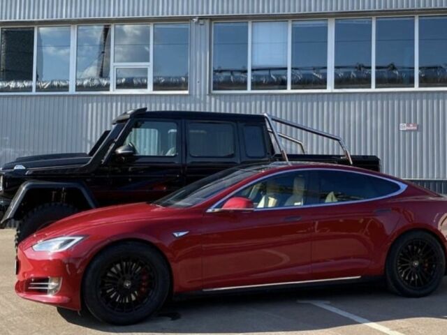 Червоний Тесла Модель С, об'ємом двигуна 0 л та пробігом 170 тис. км за 20000 $, фото 6 на Automoto.ua