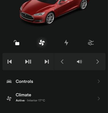 Красный Тесла Модель С, объемом двигателя 0 л и пробегом 110 тыс. км за 15000 $, фото 7 на Automoto.ua