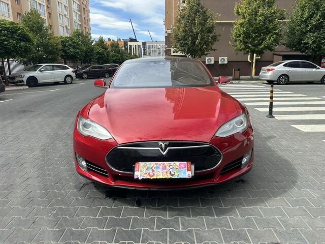 Червоний Тесла Модель С, об'ємом двигуна 0 л та пробігом 178 тис. км за 14002 $, фото 1 на Automoto.ua
