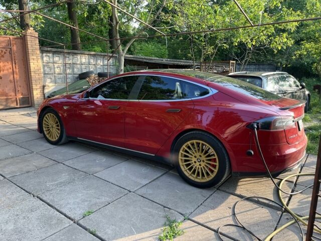 Червоний Тесла Модель С, об'ємом двигуна 0 л та пробігом 170 тис. км за 20000 $, фото 1 на Automoto.ua