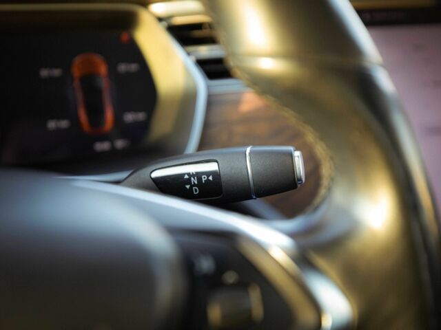 Червоний Тесла Модель С, об'ємом двигуна 0 л та пробігом 122 тис. км за 18500 $, фото 8 на Automoto.ua