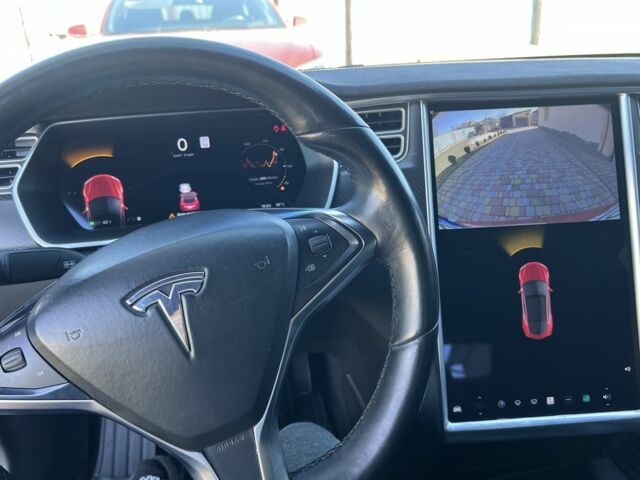 Червоний Тесла Модель С, об'ємом двигуна 0 л та пробігом 280 тис. км за 14499 $, фото 22 на Automoto.ua