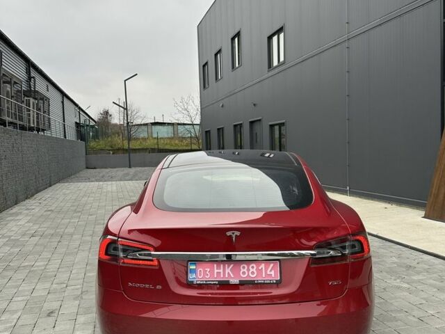 Красный Тесла Модель С, объемом двигателя 0 л и пробегом 226 тыс. км за 13800 $, фото 5 на Automoto.ua