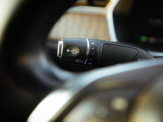 Червоний Тесла Модель С, об'ємом двигуна 0 л та пробігом 122 тис. км за 18500 $, фото 9 на Automoto.ua