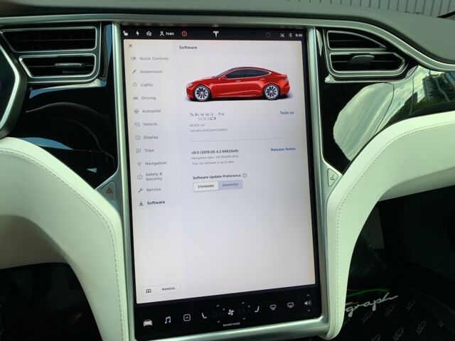 Красный Тесла Модель С, объемом двигателя 0 л и пробегом 62 тыс. км за 47900 $, фото 34 на Automoto.ua