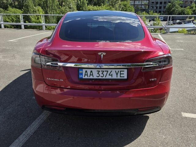 Червоний Тесла Модель С, об'ємом двигуна 0 л та пробігом 181 тис. км за 15500 $, фото 4 на Automoto.ua