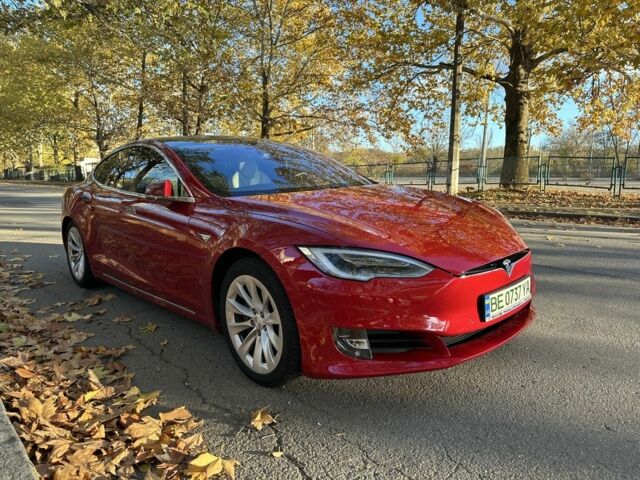 Червоний Тесла Модель С, об'ємом двигуна 0 л та пробігом 60 тис. км за 26800 $, фото 1 на Automoto.ua