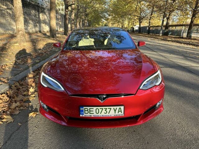 Червоний Тесла Модель С, об'ємом двигуна 0 л та пробігом 60 тис. км за 26800 $, фото 2 на Automoto.ua
