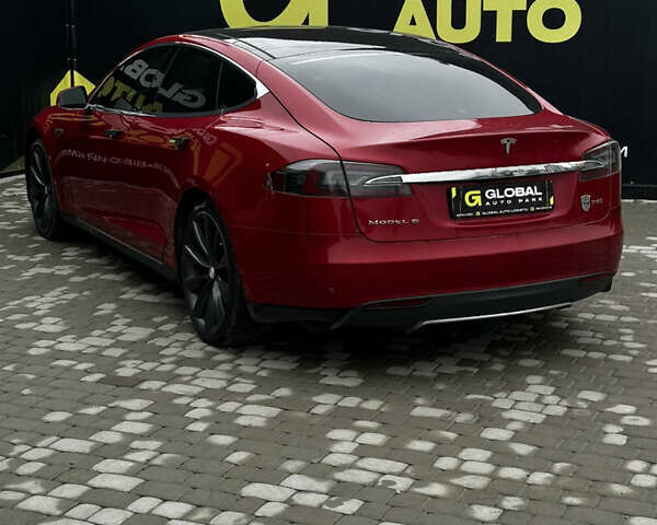 Красный Тесла Модель С, объемом двигателя 0 л и пробегом 306 тыс. км за 10900 $, фото 16 на Automoto.ua