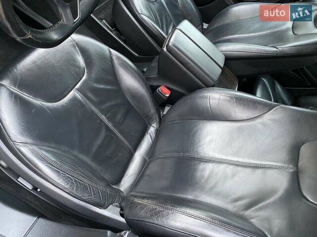 Красный Тесла Модель С, объемом двигателя 0 л и пробегом 179 тыс. км за 14800 $, фото 18 на Automoto.ua