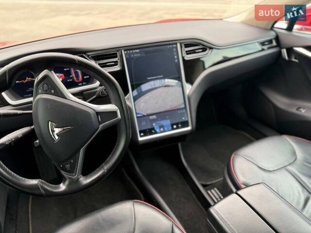Червоний Тесла Модель С, об'ємом двигуна 0 л та пробігом 115 тис. км за 12500 $, фото 12 на Automoto.ua