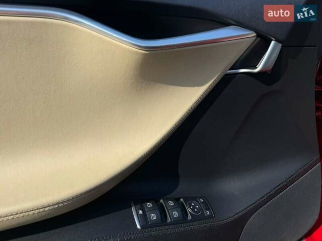 Красный Тесла Модель С, объемом двигателя 0 л и пробегом 75 тыс. км за 16000 $, фото 43 на Automoto.ua