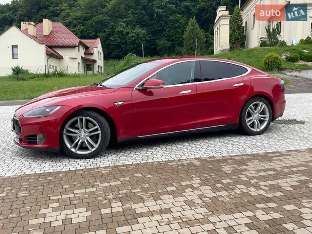 Червоний Тесла Модель С, об'ємом двигуна 0 л та пробігом 170 тис. км за 16800 $, фото 13 на Automoto.ua