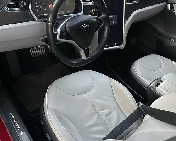Червоний Тесла Модель С, об'ємом двигуна 0 л та пробігом 198 тис. км за 13500 $, фото 11 на Automoto.ua