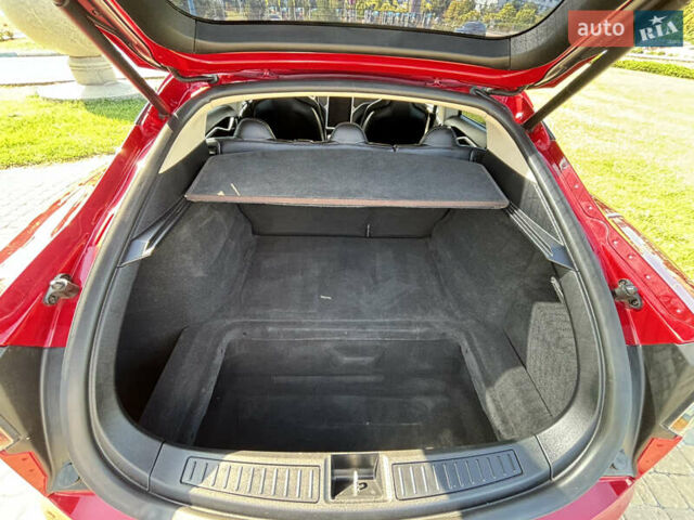 Червоний Тесла Модель С, об'ємом двигуна 0 л та пробігом 188 тис. км за 13900 $, фото 24 на Automoto.ua