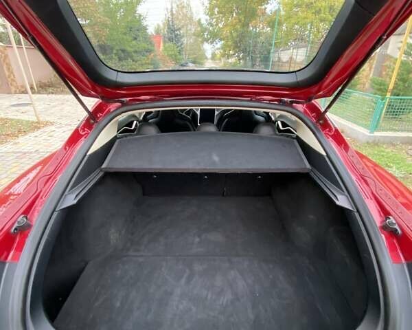 Красный Тесла Модель С, объемом двигателя 0 л и пробегом 176 тыс. км за 14800 $, фото 10 на Automoto.ua