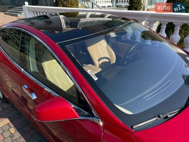 Красный Тесла Модель С, объемом двигателя 0 л и пробегом 75 тыс. км за 16000 $, фото 46 на Automoto.ua