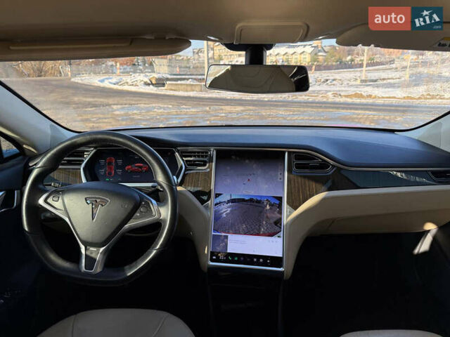 Червоний Тесла Модель С, об'ємом двигуна 0 л та пробігом 148 тис. км за 11500 $, фото 10 на Automoto.ua